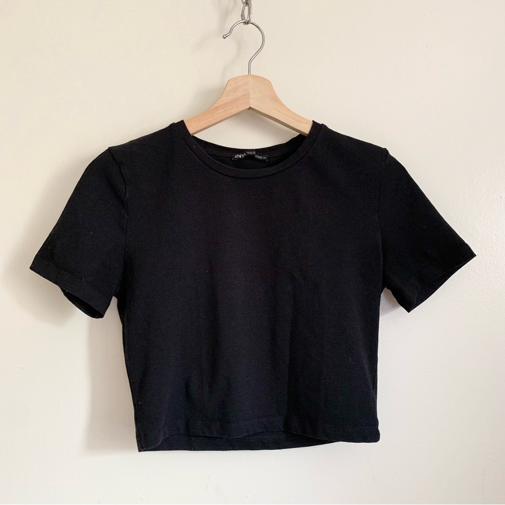 Zara Black Crewneck Short Sleeves Baby Tee US Medium